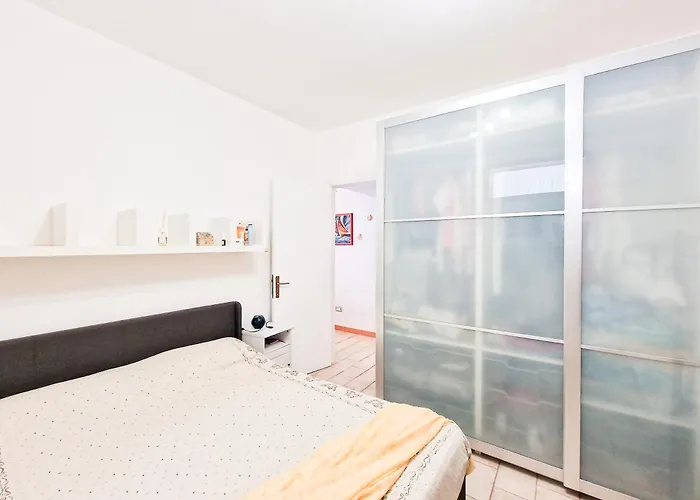 Apartment Casa Cristina Con Patio Privato Nisporto